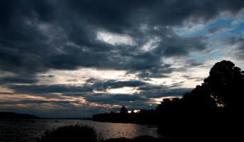 Während der WM hat man die Sonnenuntergänge am See für sich alleine.